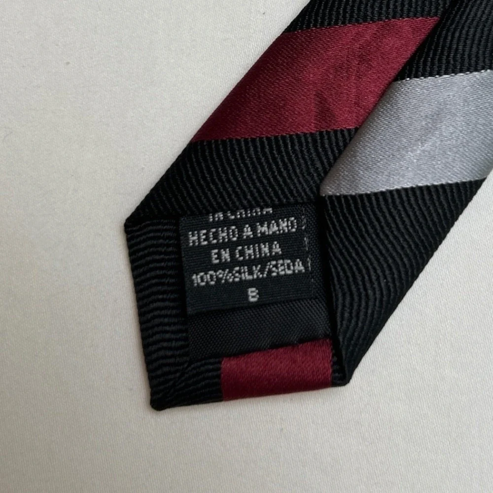 Geoffrey Beene Mens Silk Stain Repellent Striped Necktie OS Black Red Silver NEW